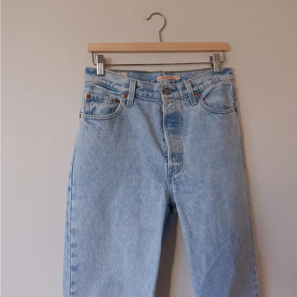 Levi's Ribcage Jeans - Picture 6 of 11